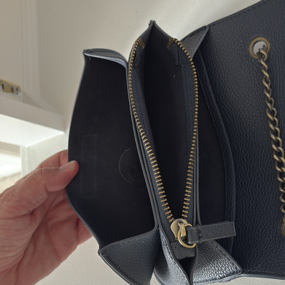 Anthropology navy purse - Picture 6 of 6